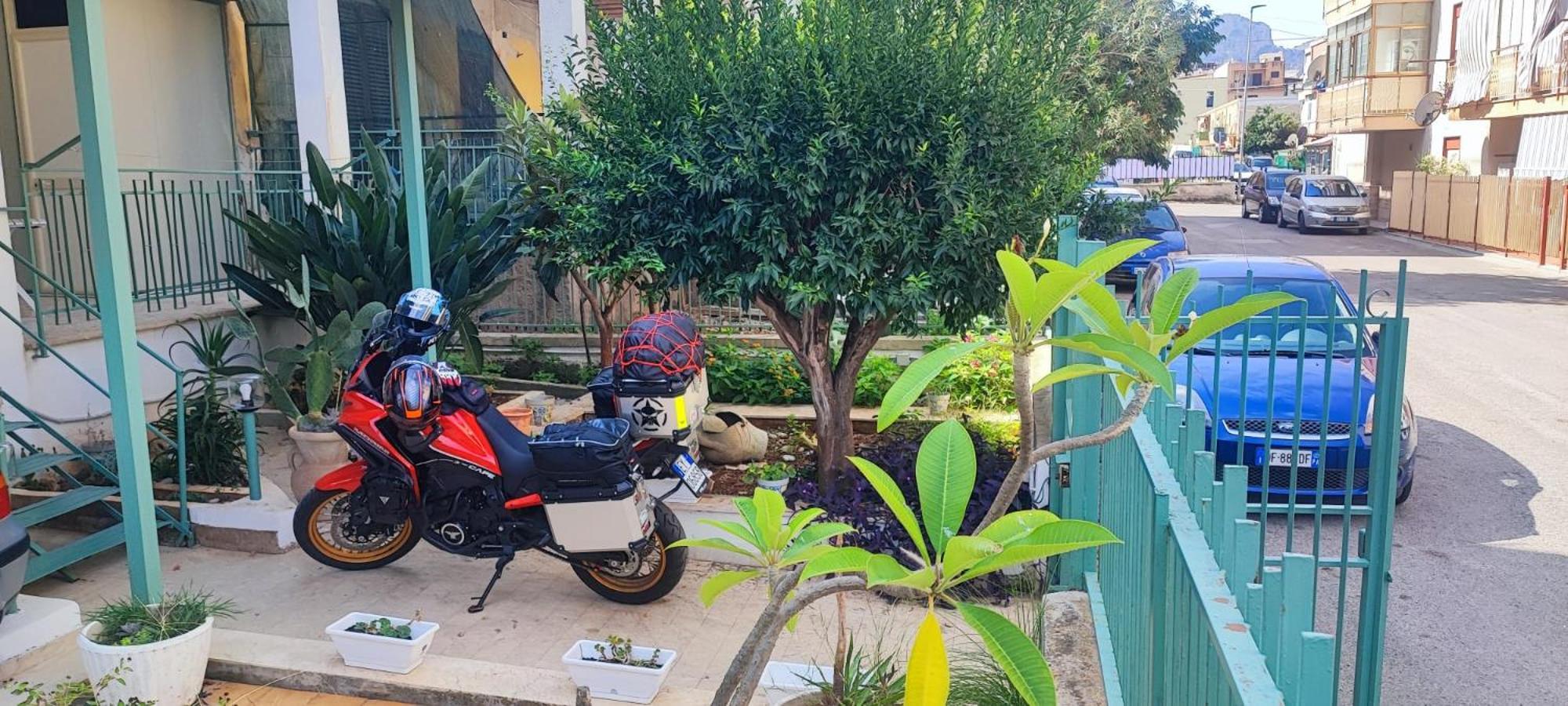 Casa Vacanze Ciccine Capaci Eksteriør billede